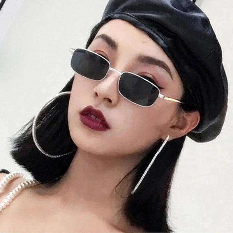 نظارات شمسية فاخرة مستطيلة صغيرة